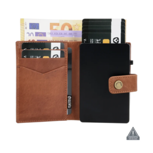 CARD-WALLET-LEATHER-MAGSAFE-LUXE-VALENTA-COGNAC5.png