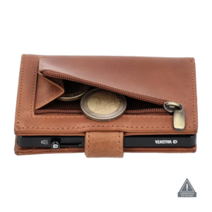 CARD-WALLET-LEATHER-MAGSAFE-LUXE-VALENTA-COGNAC4.png