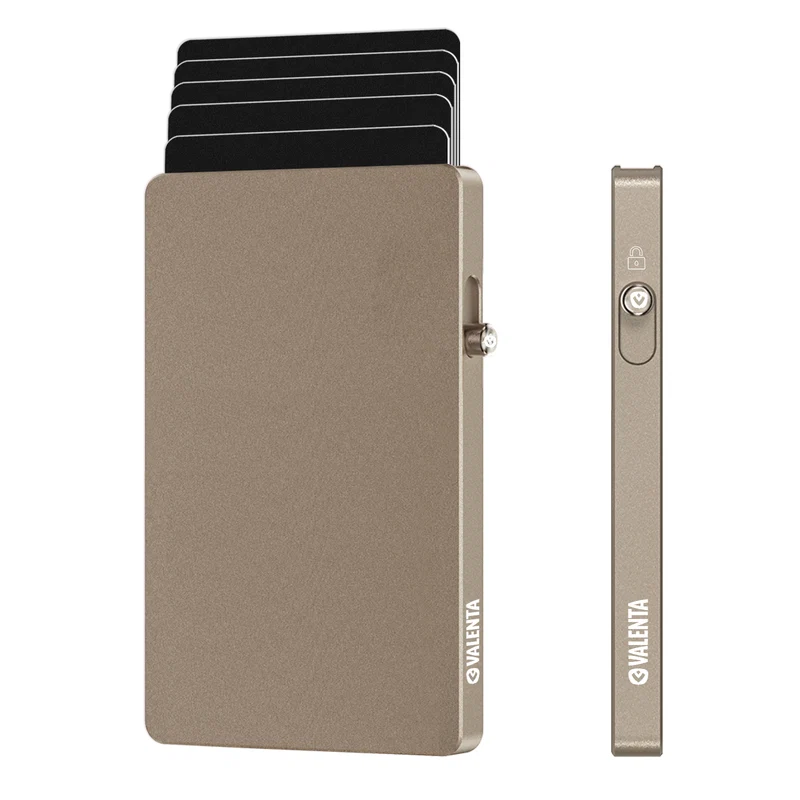 CARDPROTECTOR-ALUMINIUM-MAGSAFE-VALENTA-NATURAL-TITANIUM.png